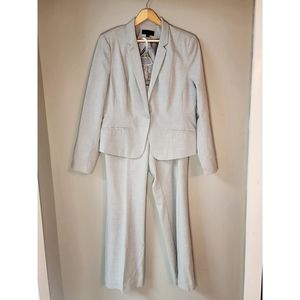 Light Grey Worthington XL Suit